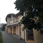 Apartment Konde C