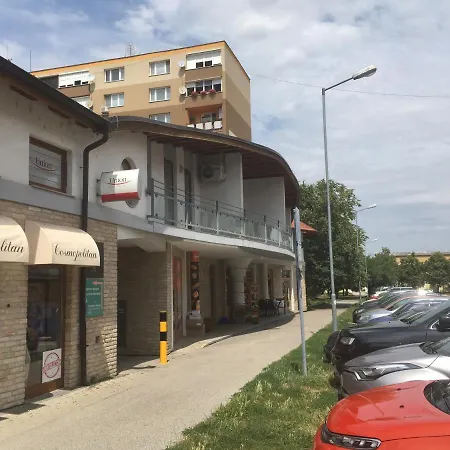 Kondé C Apartamento *