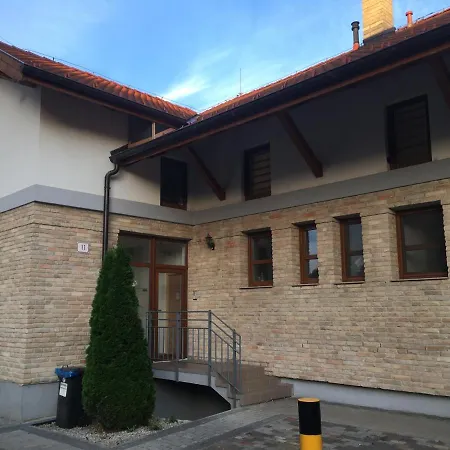 Kondé C * Dunajská Streda