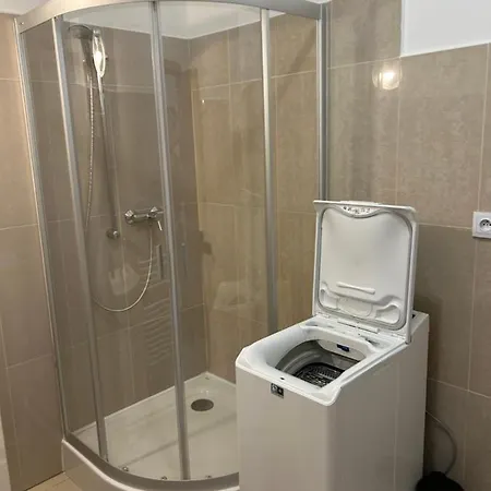 Konde C Apartment